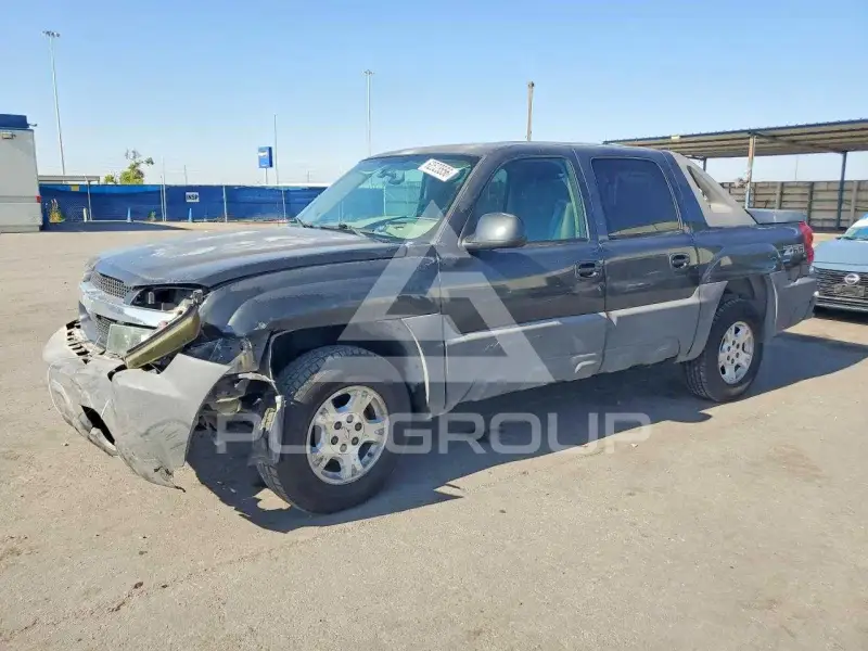 2004 Chevrolet Avalanche photo