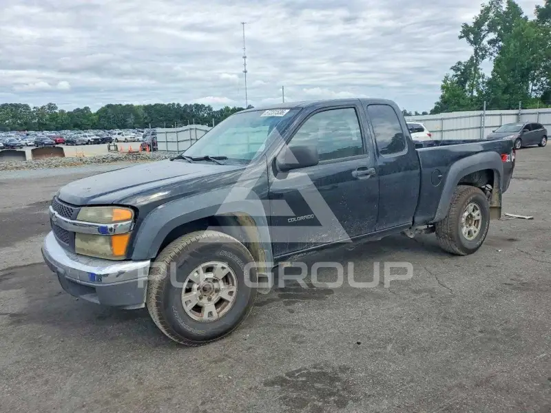 2004 Chevrolet Colorado photo