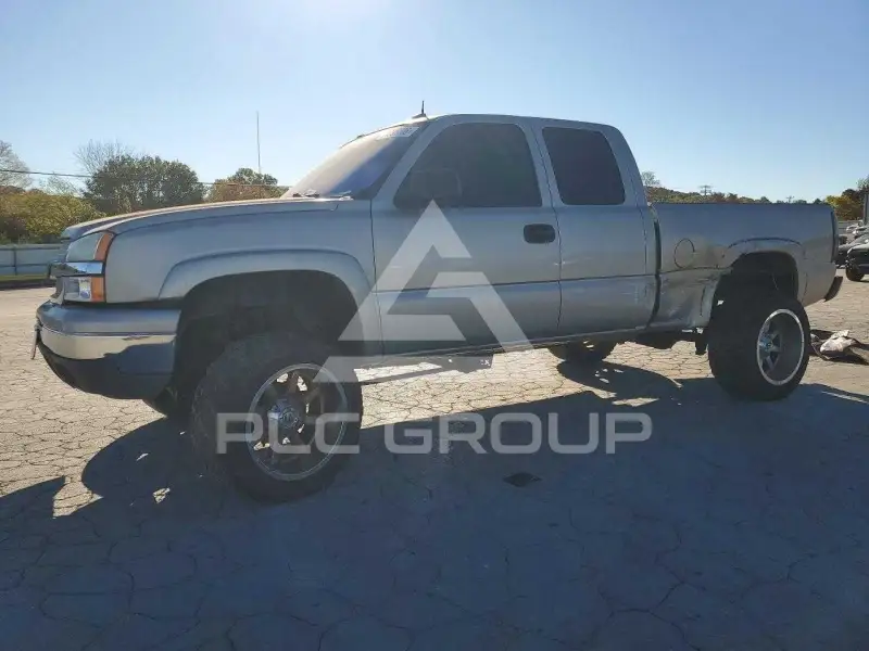 2004 Chevrolet Silverado фото