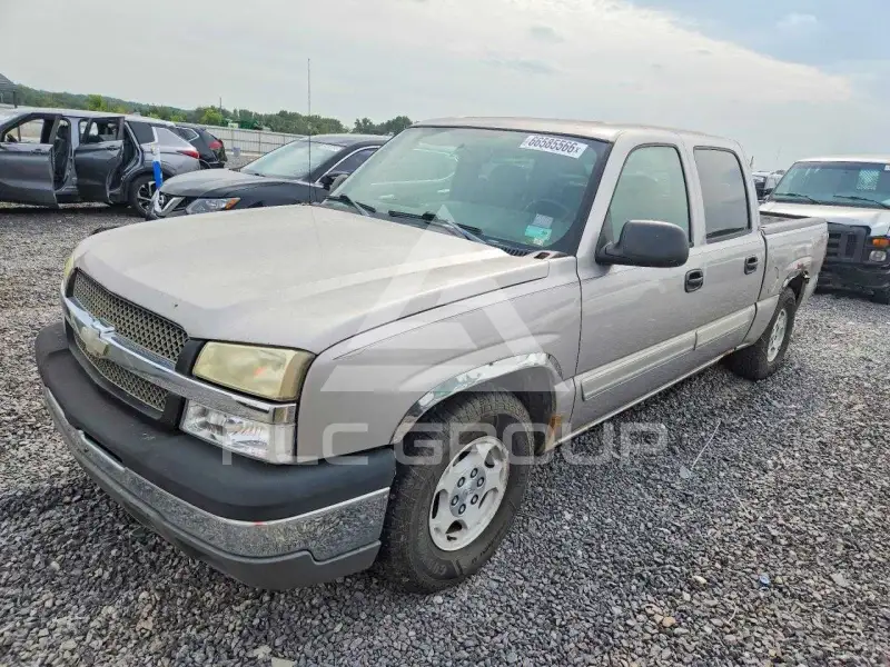 2004 Chevrolet Silverado photo