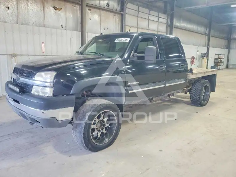2004 Chevrolet Silverado photo