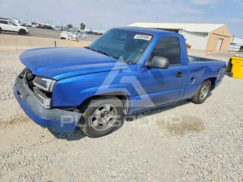 2004 Chevrolet Silverado photo