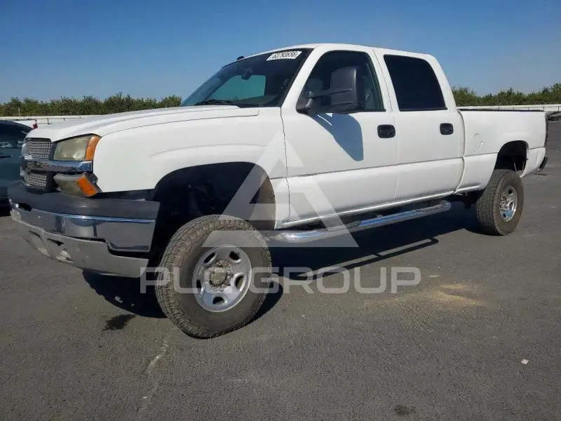 2004 Chevrolet Silverado photo