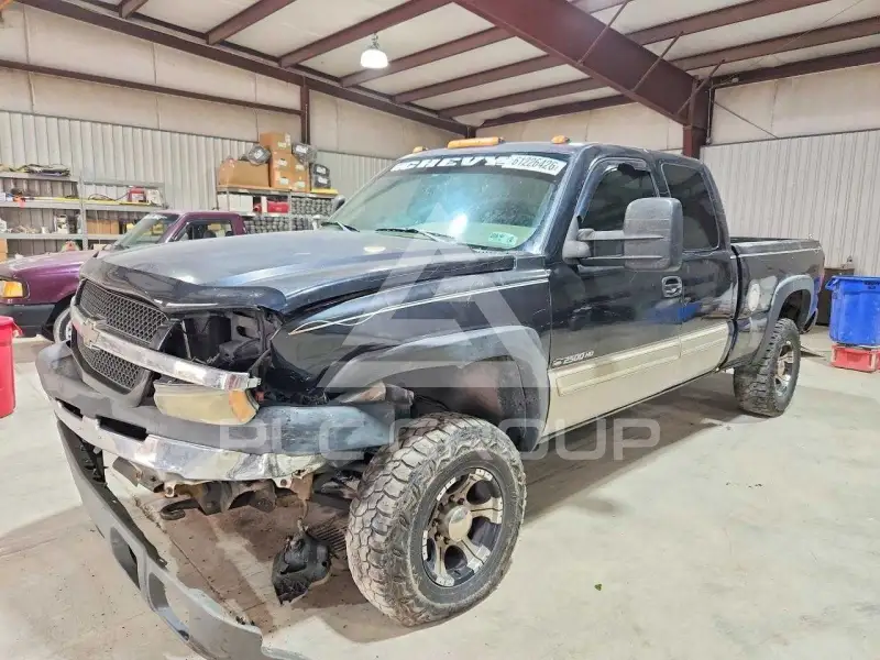 2004 Chevrolet Silverado фото