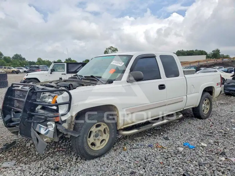 2004 Chevrolet Silverado фото