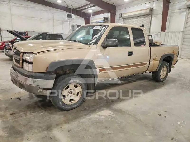2004 Chevrolet Silverado photo