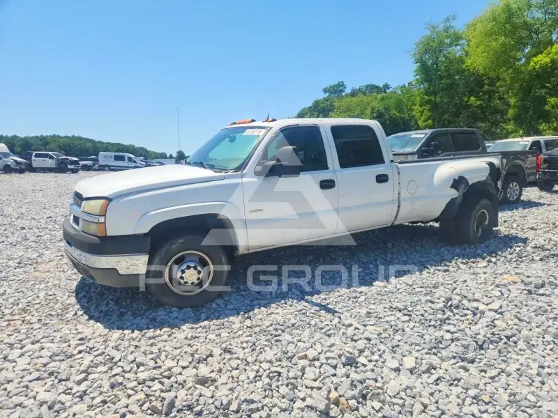 2004 Chevrolet Silverado photo