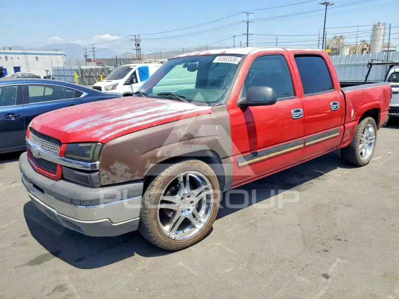 2004 Chevrolet Silverado photo
