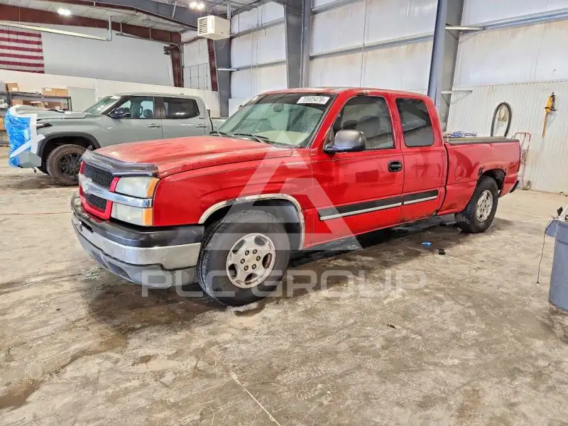 2004 Chevrolet Silverado photo