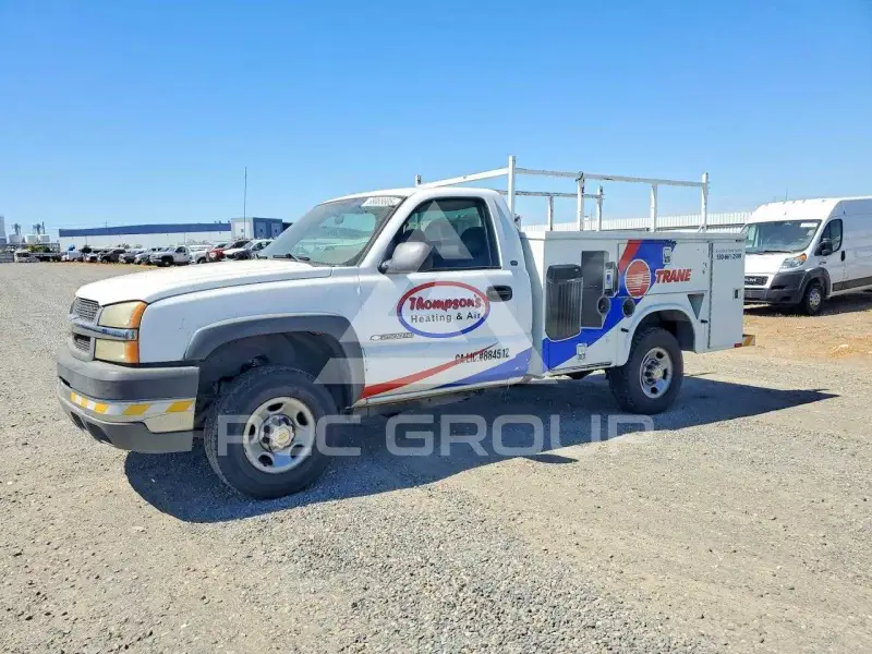 2004 Chevrolet Silverado photo
