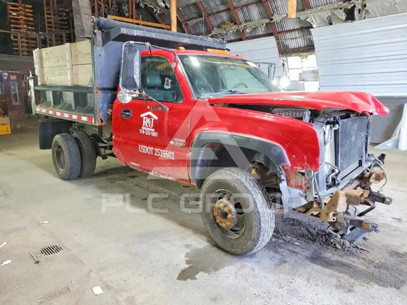 2004 Chevrolet Silverado фото