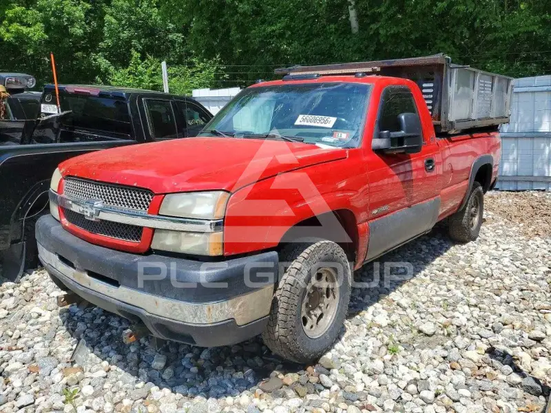 2004 Chevrolet Silverado photo