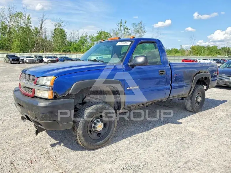 2004 Chevrolet Silverado photo