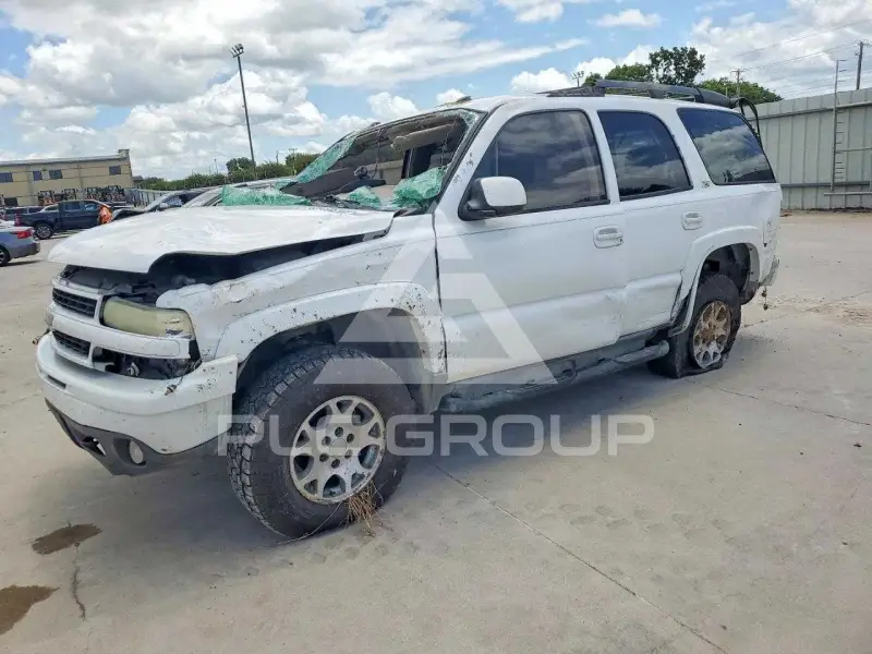 2004 Chevrolet Tahoe photo