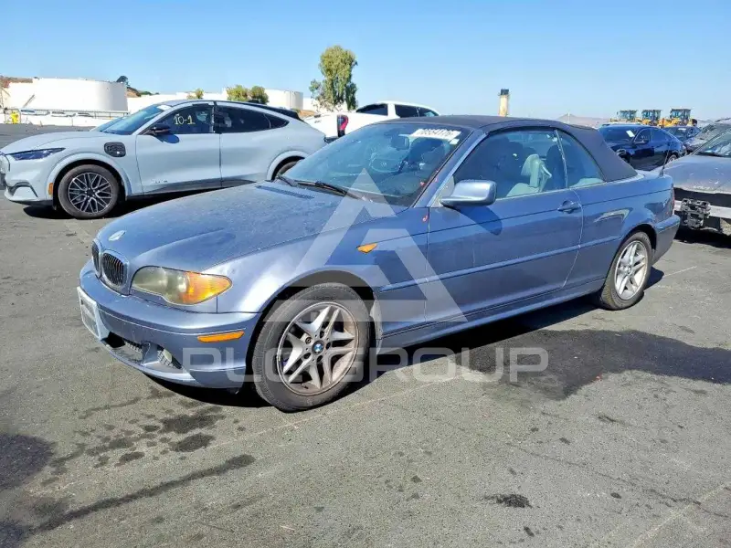 2004 BMW 325 фото