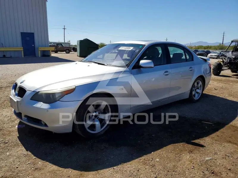 2004 BMW 525 photo