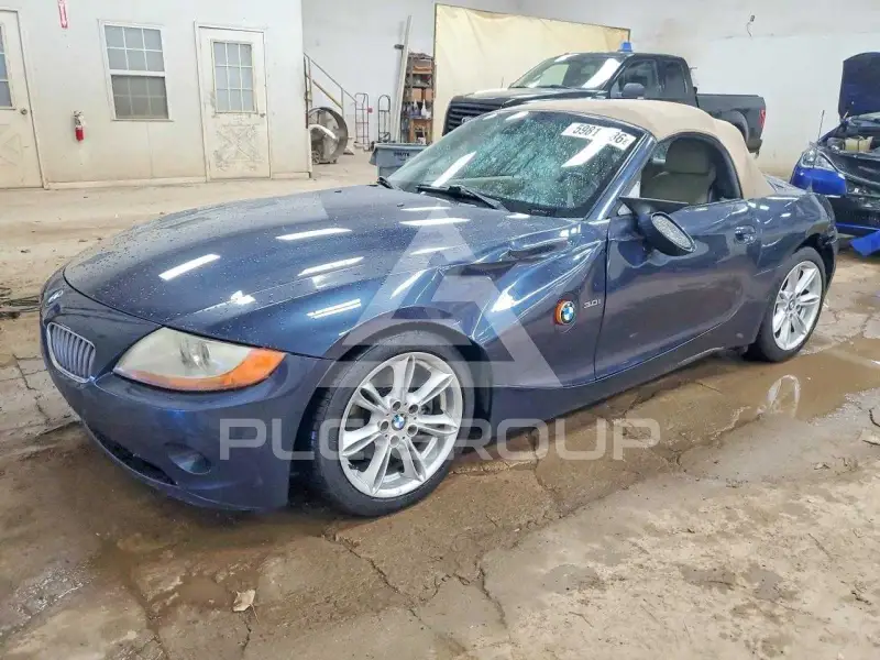 2004 BMW Z4 photo
