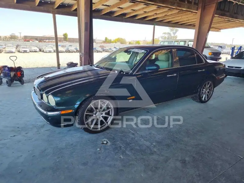 2004 Jaguar XJR фото