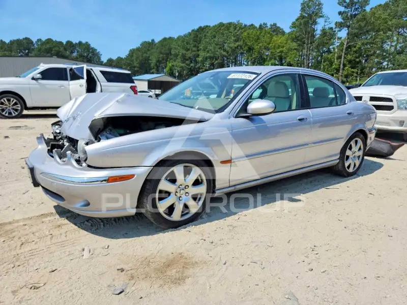 2004 Jaguar X-TYPE photo