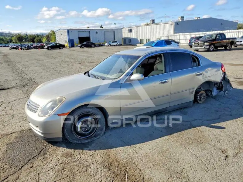 2004 Infinity G35 photo