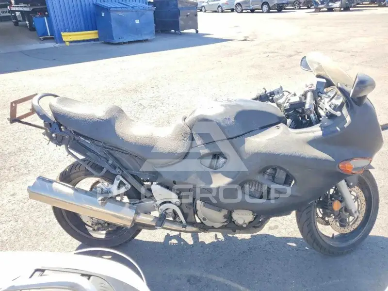 2004 Suzuki GSX фото