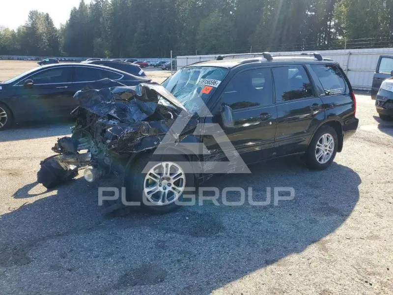 2004 Subaru Forester photo