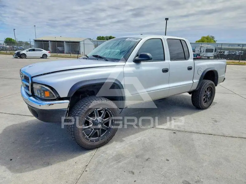 2004 Dodge DAKOTA photo