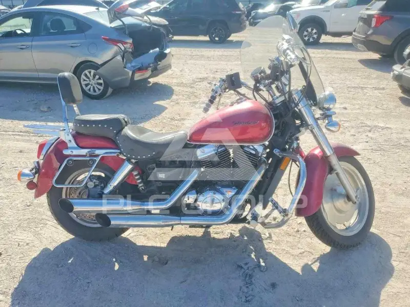 2004 Honda VT фото