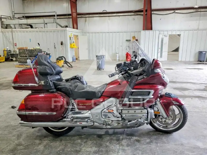 2004 Honda GL photo