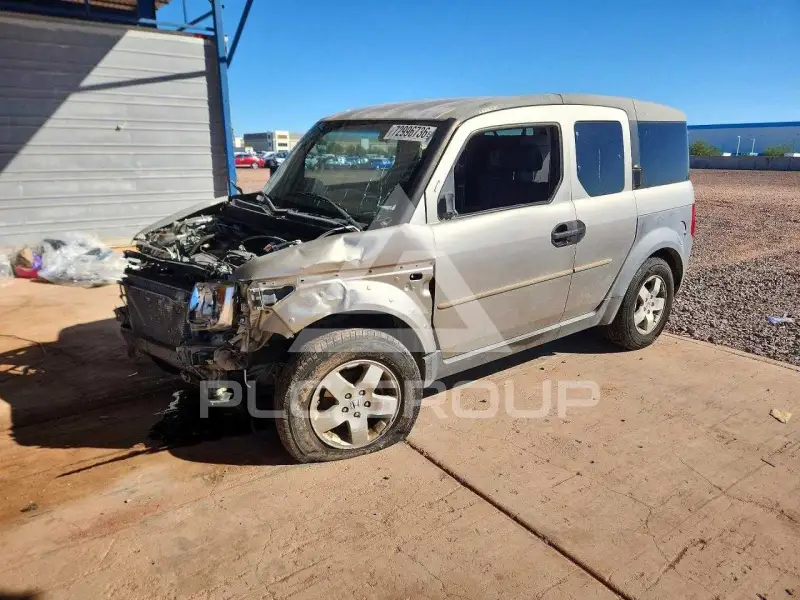 2004 Honda ELEMENT photo