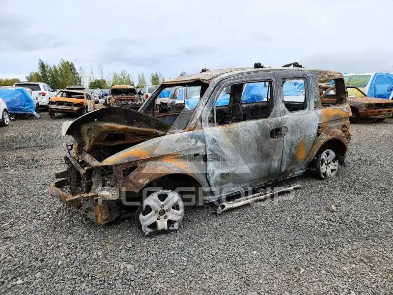 2004 Honda ELEMENT photo