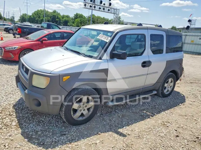 2004 Honda ELEMENT photo