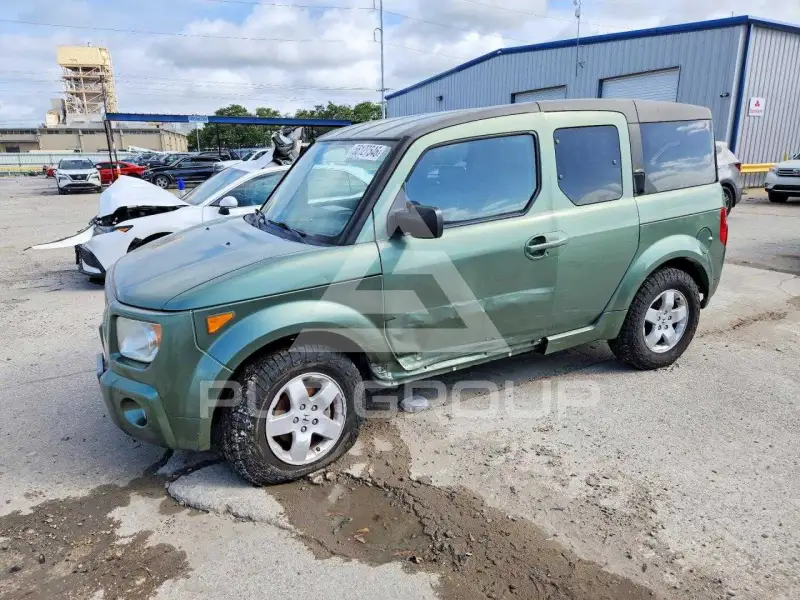 2004 Honda ELEMENT photo