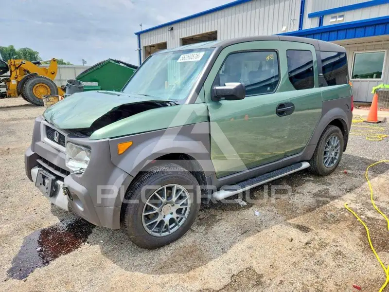 2004 Honda ELEMENT photo