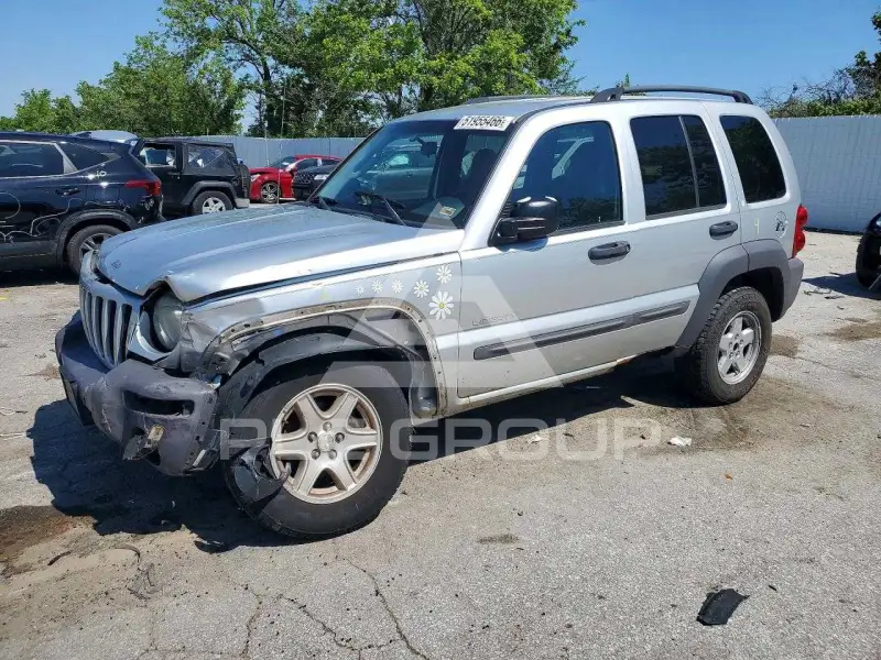 2004 Jeep LIBERTY фото