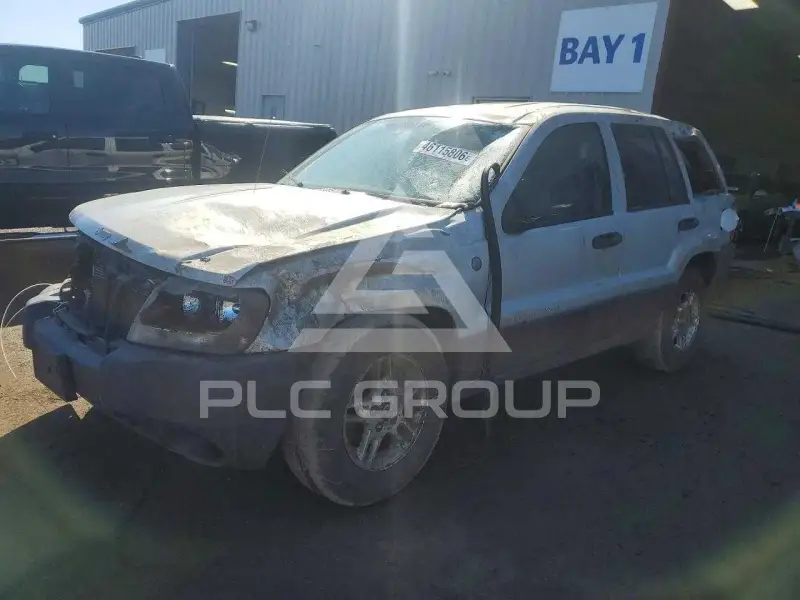 2004 Jeep CHEROKEE photo