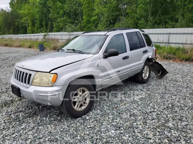 2004 Jeep CHEROKEE photo