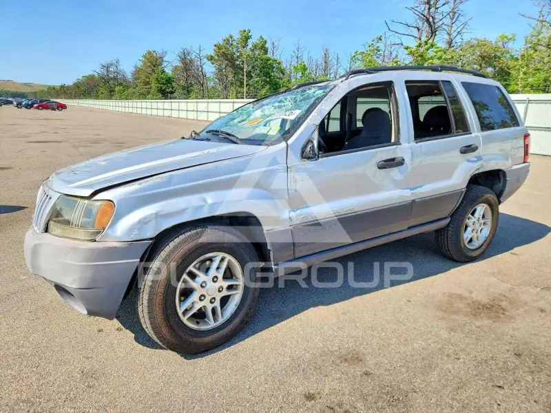2004 Jeep CHEROKEE photo
