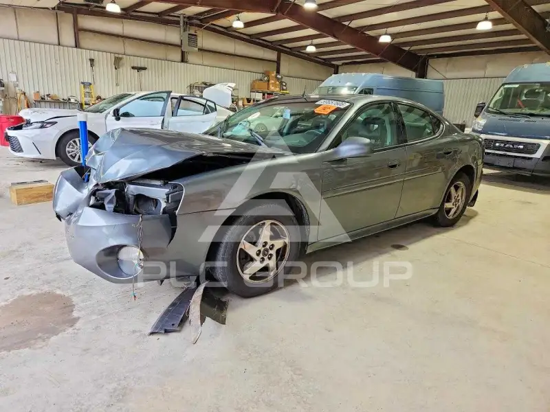 2004 Pontiac GRAND PRIX фото