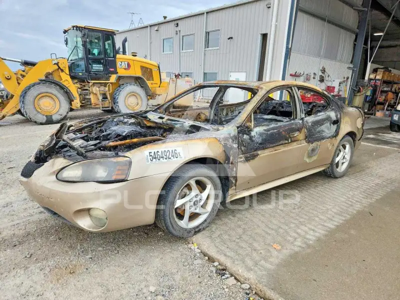 2004 Pontiac GRAND PRIX фото