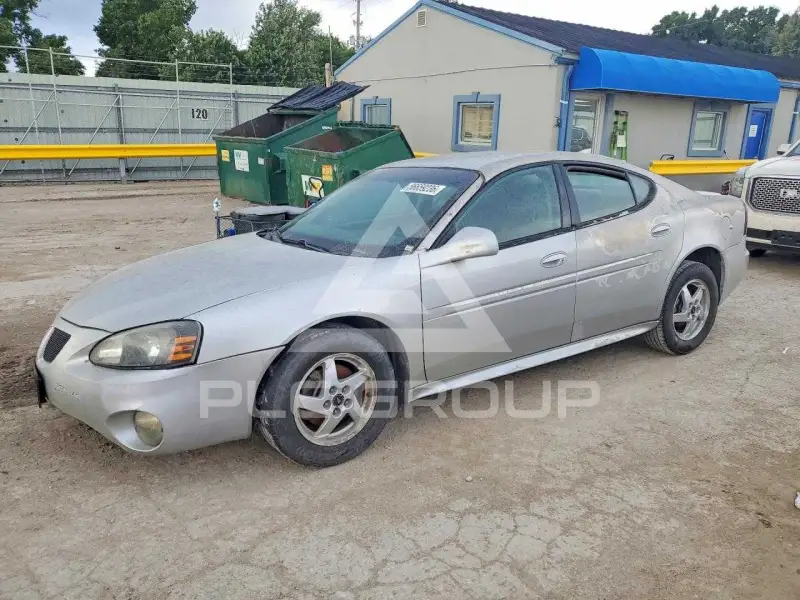 2004 Pontiac GRAND PRIX photo