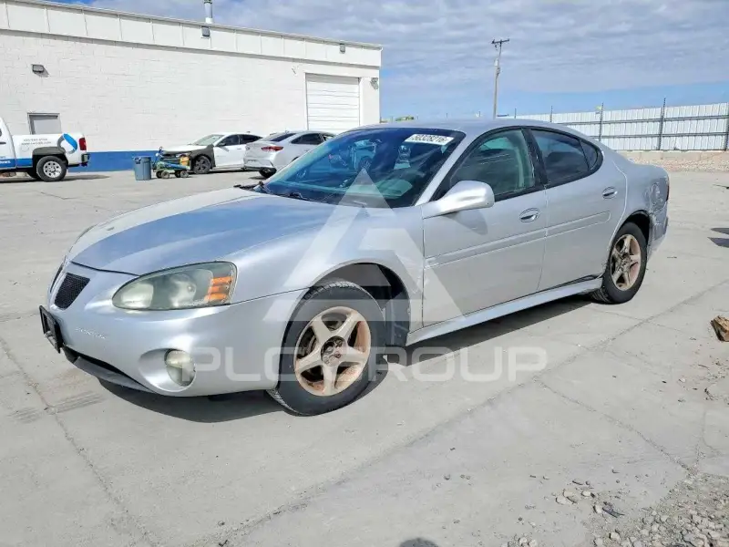 2004 Pontiac GRAND PRIX фото
