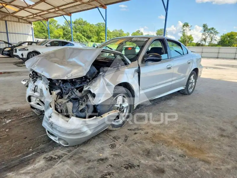 2004 Pontiac GRAND PRIX фото