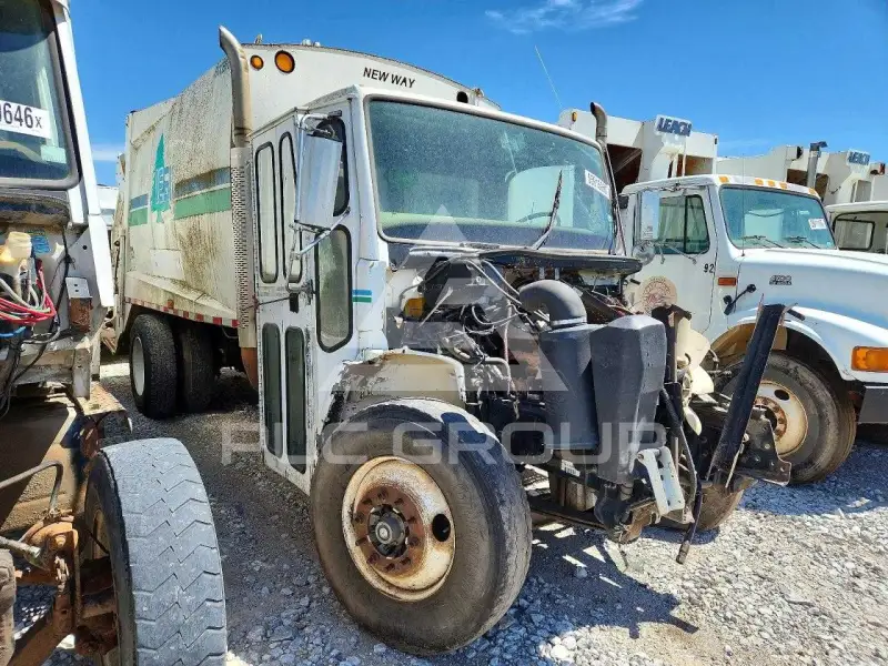 2004 Freightliner All Other фото