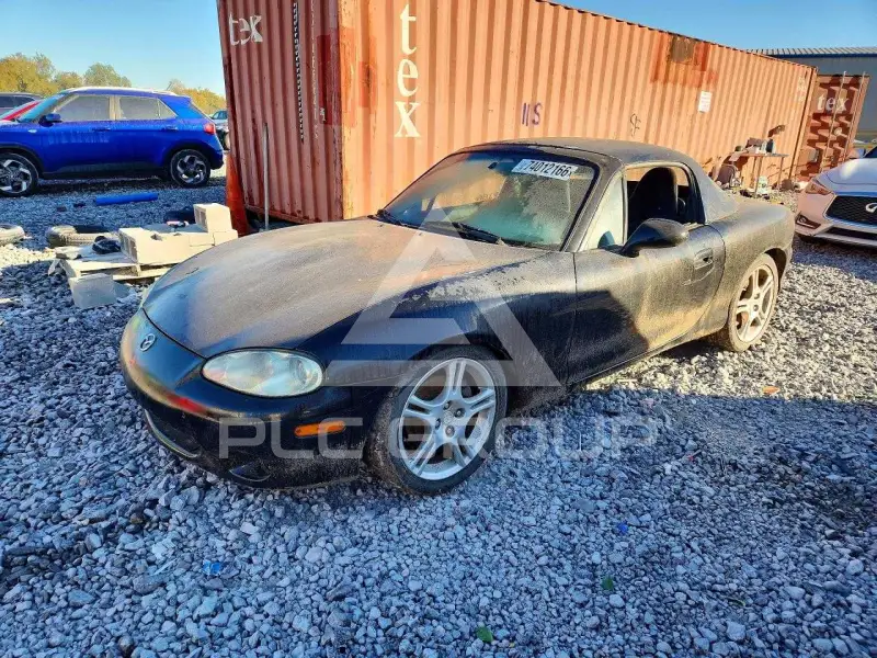 2004 Mazda MX-5 photo