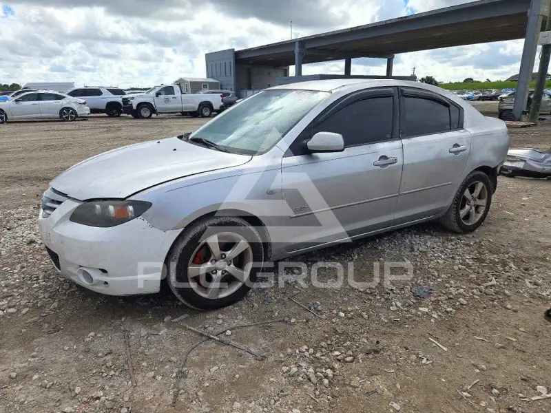 2004 Mazda 3 photo