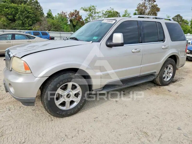 2004 Lincoln AVIATOR photo