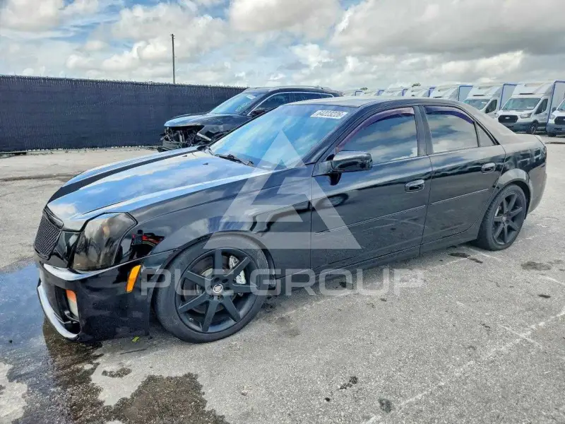 2004 Cadillac CTS photo