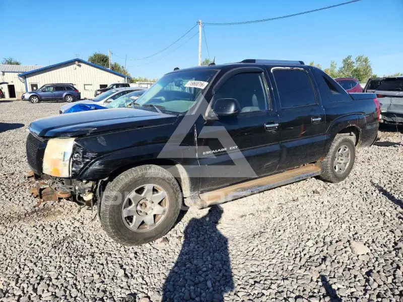2004 Cadillac ESCALADE photo