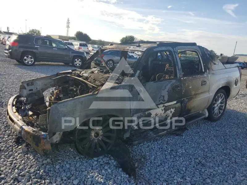 2004 Cadillac ESCALADE фото